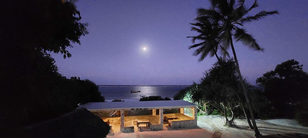 Kena Beach Hotel 마템웨 외부 사진