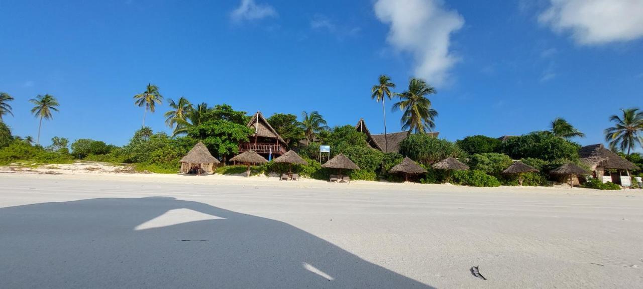 Kena Beach Hotel 마템웨 외부 사진