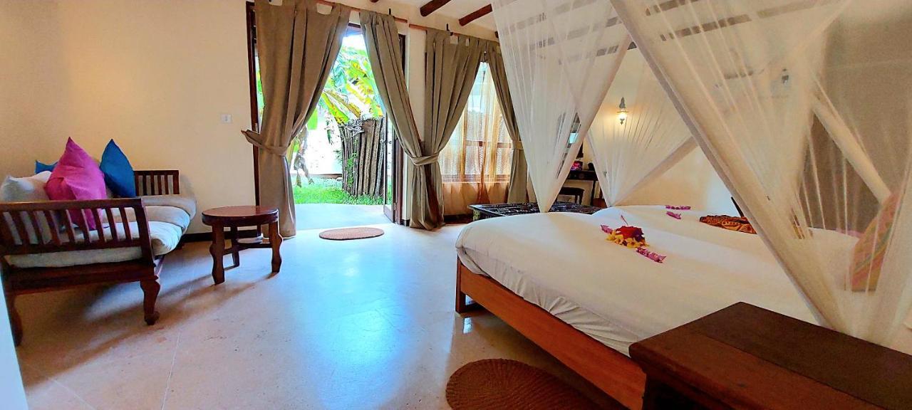 Kena Beach Hotel 마템웨 외부 사진