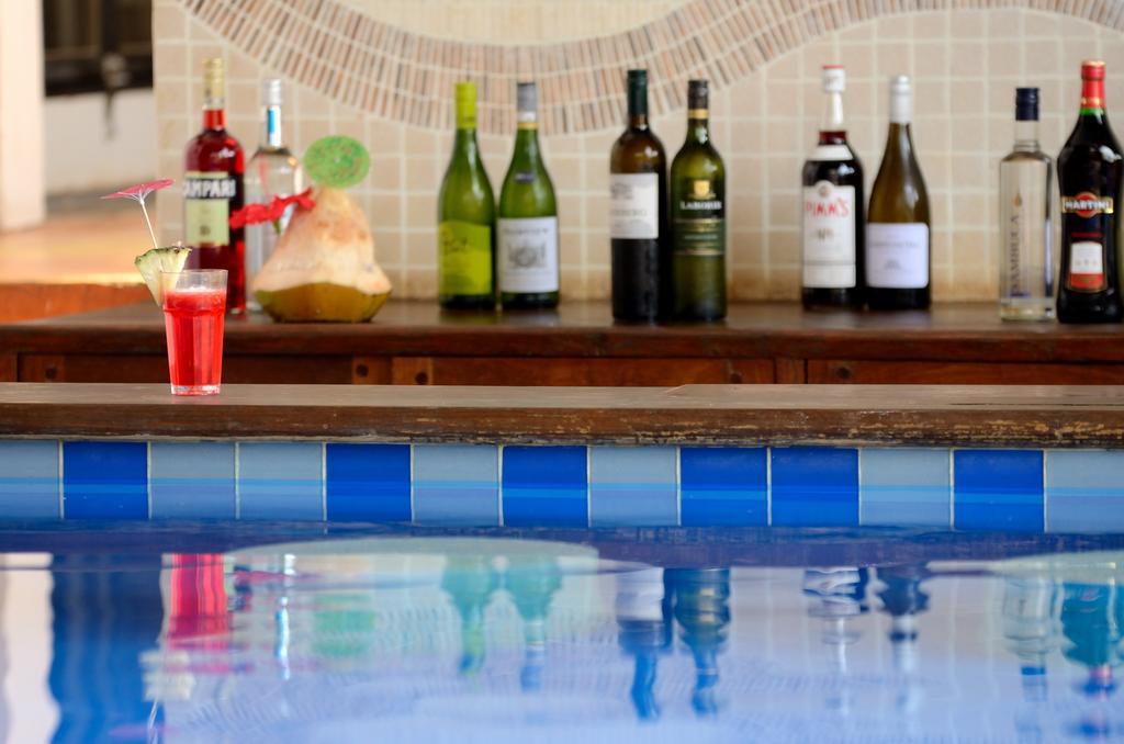 Kena Beach Hotel 마템웨 외부 사진