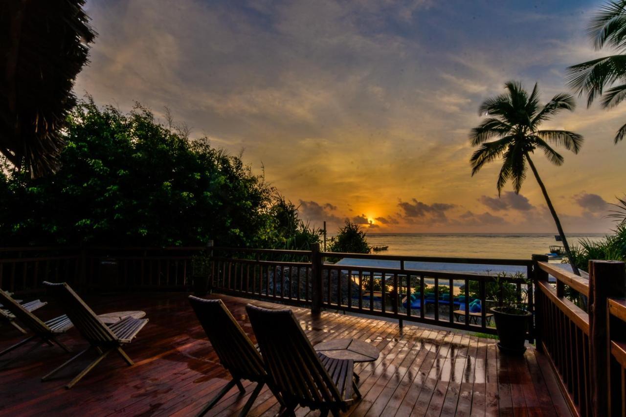 Kena Beach Hotel 마템웨 외부 사진