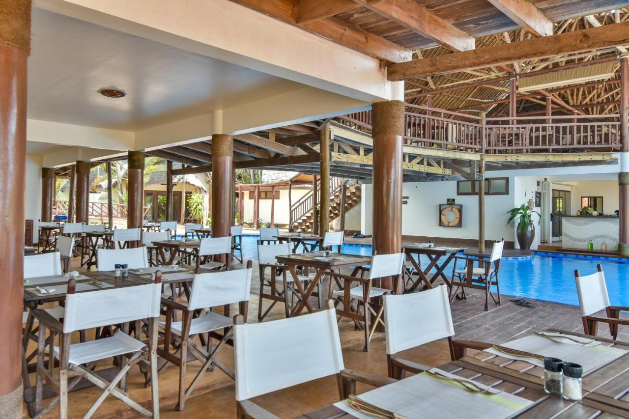 Kena Beach Hotel 마템웨 외부 사진